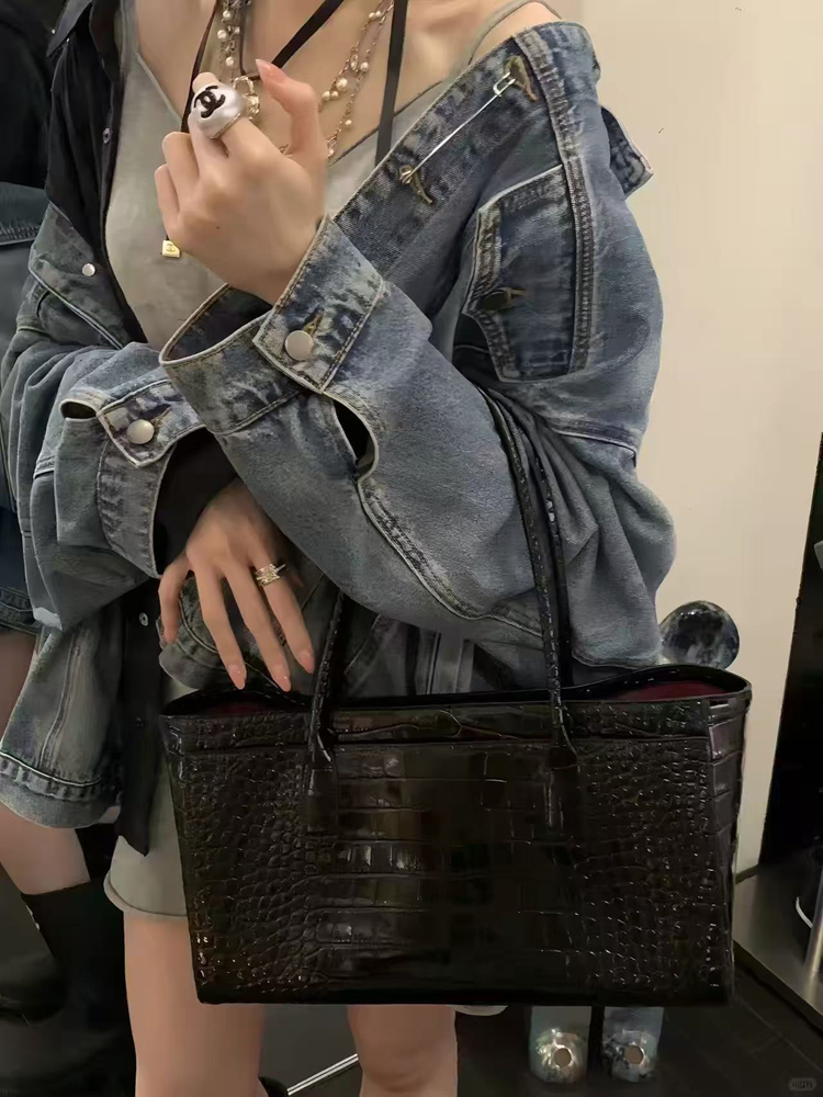 Top Handle Patent Bag - SHELKSBAG Kadın Timsah Desenli Çanta, Patent
