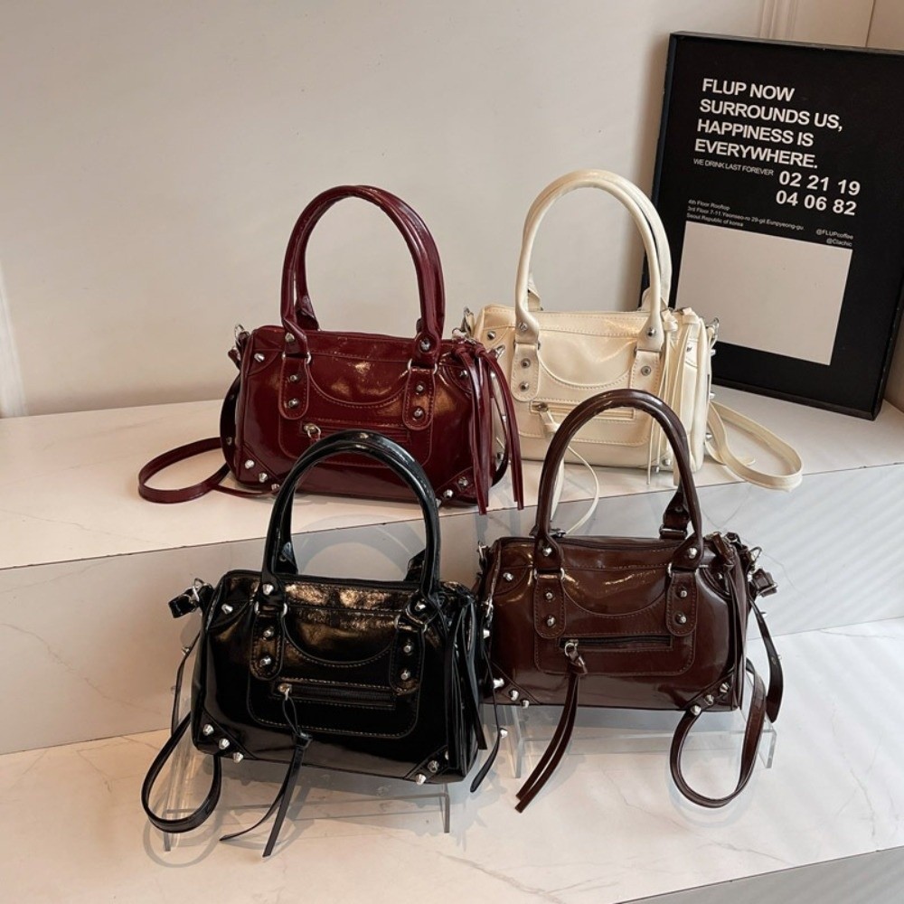 Moda Perçinli Yastık Çanta Pat - Top Handle Patent Bag incelemesi ve fiyatı